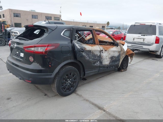 2020 Nissan Rogue Sport S Fwd Xtronic Cvt მანქანა იყიდება აუქციონზე, vin: JN1BJ1CVXLW542505, აუქციონის ნომერი: 43992417