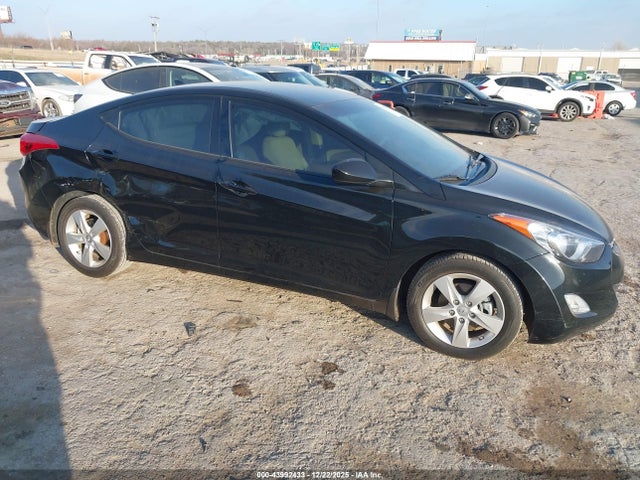 2013 Hyundai Elantra Gls მანქანა იყიდება აუქციონზე, vin: 5NPDH4AE3DH294384, აუქციონის ნომერი: 43992433