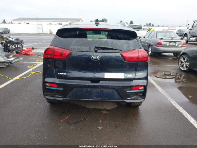 KNDCC3LG0L5060978 KIA Niro Ev Ex