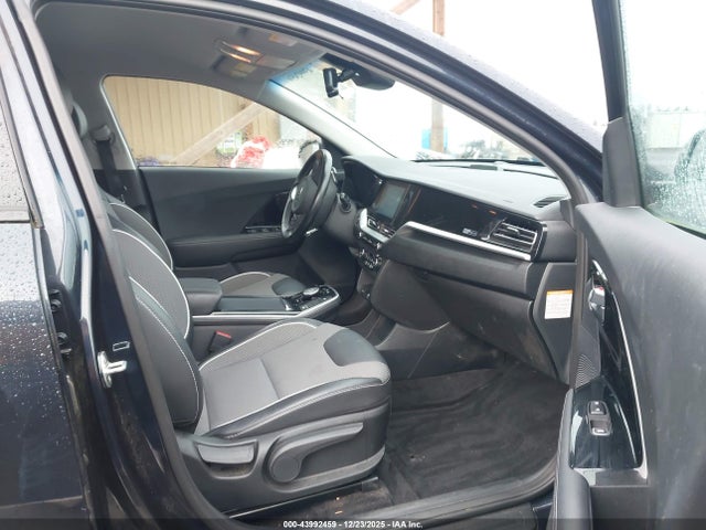 2020 KIA NIRO EV KNDCC3LG0L5060978 Photo 4