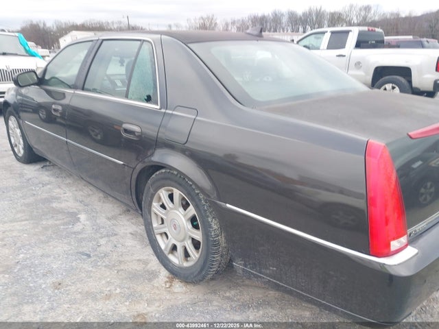 2009 CADILLAC DTS 1G6KD57Y79U136186 Photo 2