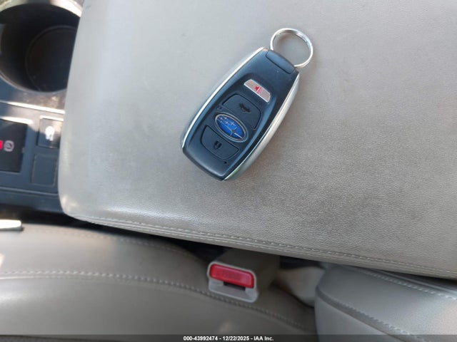 43992474 :رقم المزاد ، 4S3BNBN66F3021591 vin ، 2015 Subaru Legacy 2.5i Limited مزاد بيع