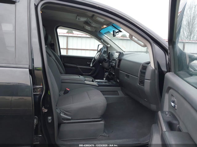 1N6AA0EC1FN513609 Nissan Titan Pro-4x/s/sl/sv