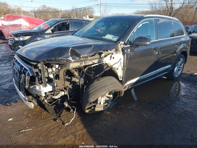 2021 AUDI Q7 WA1LXAF75MD035886 Photo 1
