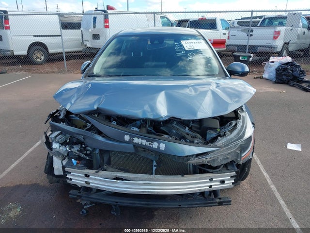 JTDEPMAE4NJ207771 Toyota COROLLA LE