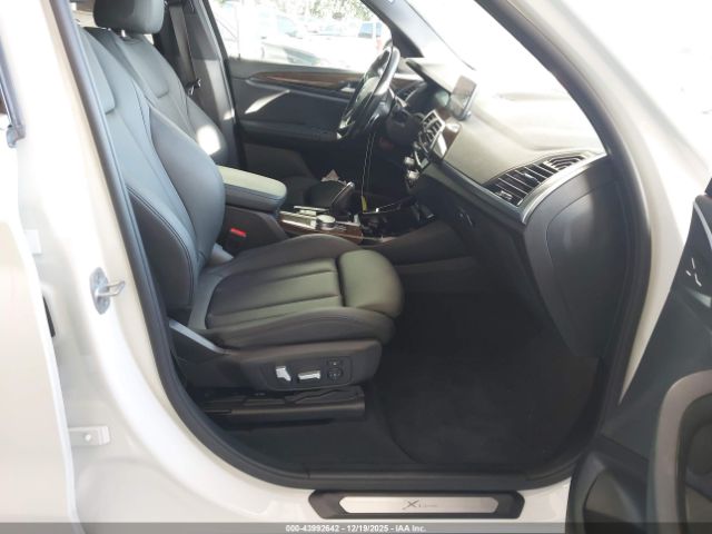 2020 BMW X3 5UXTY3C02L9C90424 Photo 4