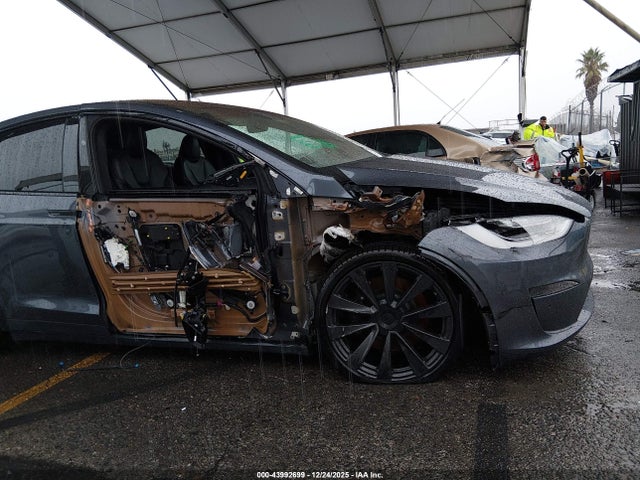 2022 TESLA MODEL X 7SAXCBE52NF334533 Photo 5