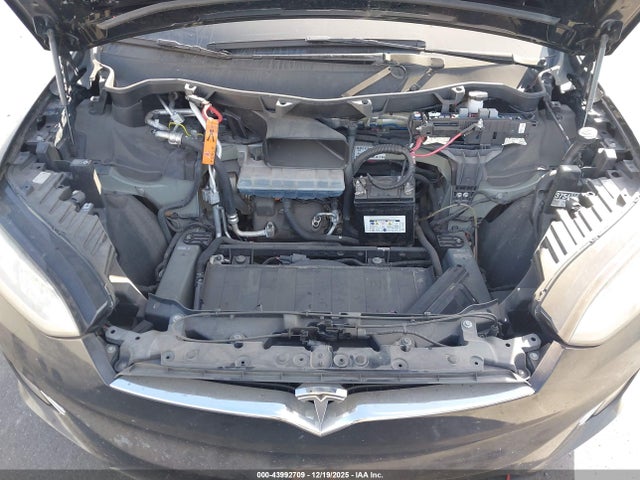2017 TESLA MODEL X 5YJXCAE49HF067846 Photo 9