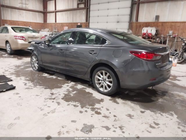 2017 MAZDA MAZDA6 JM1GL1U53H1113903 Photo 2