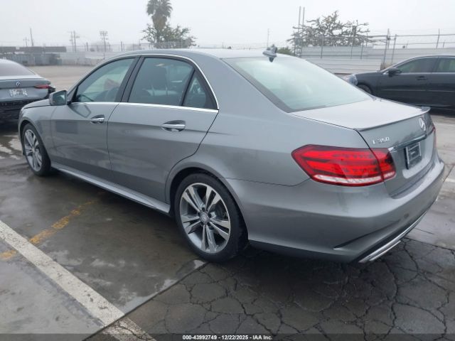 2015 MERCEDES-BENZ E 350 WDDHF5KB3FB143315 Photo 2