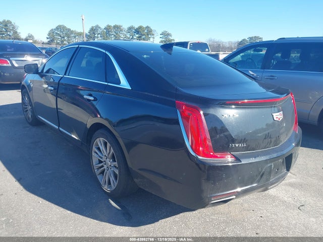 2018 CADILLAC XTS 2G61M5S35J9173004 Photo 2