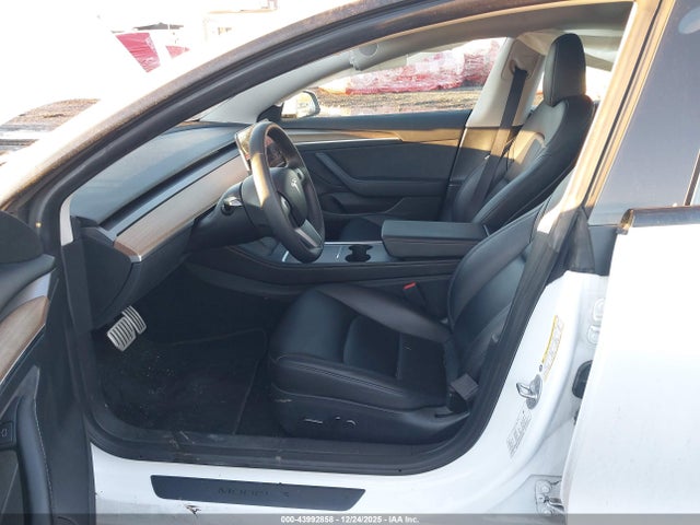 2023 TESLA MODEL 3 5YJ3E1EC8PF559492 Photo 4