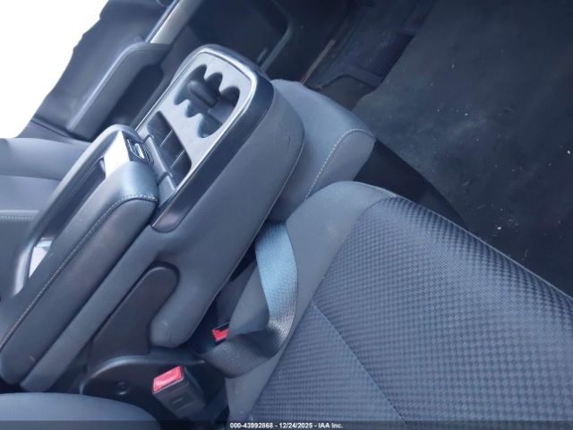 2018 CHEVROLET SILVERADO 1500 3GCUKREC1JG363553 Photo 4