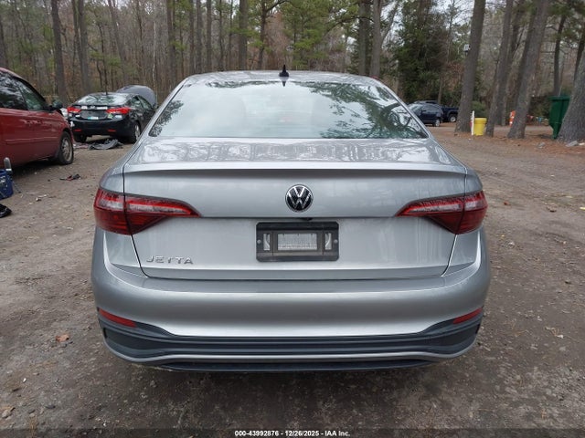 Aukcja sprzedaży 2024 Volkswagen Jetta 1.5t Sport, vin: 3VWBM7BU9RM008952, numer aukcji: 43992876