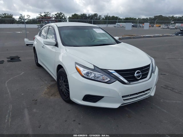 Nissan Altima 2.5/2.5 S/2.5 Sl/2.5 Sr/2.5 Sv 2016 1N4AL3AP6GN324808 main image