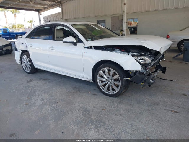 2018 AUDI A4 WAUKMAF45JA192098 Photo 0