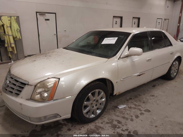 2009 CADILLAC DTS 1G6KD57Y79U135121 Photo 1
