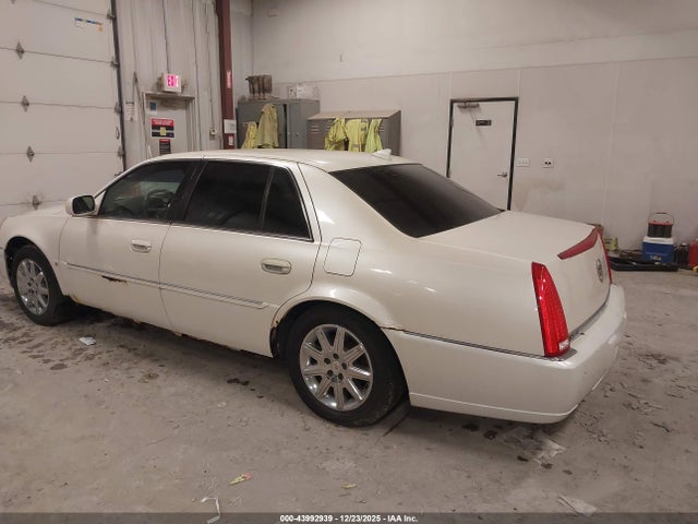 2009 CADILLAC DTS 1G6KD57Y79U135121 Photo 2