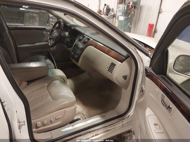 2009 CADILLAC DTS 1G6KD57Y79U135121 Photo 4