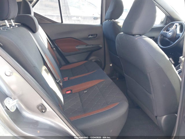 3N1CP5CU9JL523531 Nissan KICKS SR