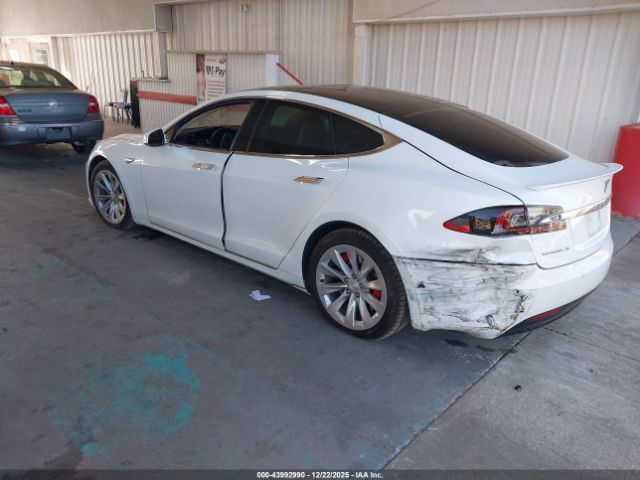 2016 TESLA MODEL S 5YJSA1E20GF149381 Photo 2