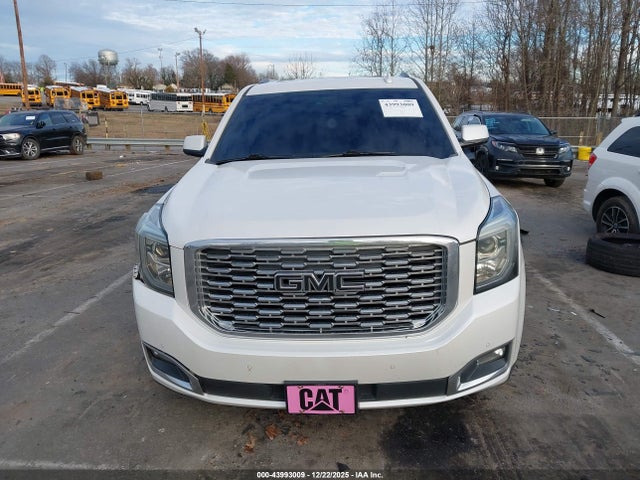 Продажа на аукционе авто 2019 Gmc Yukon Denali, vin: 1GKS2CKJ1KR379040, номер лота: 43993009