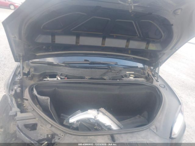 2018 TESLA MODEL X 5YJXCBE25JF139300 Photo 9