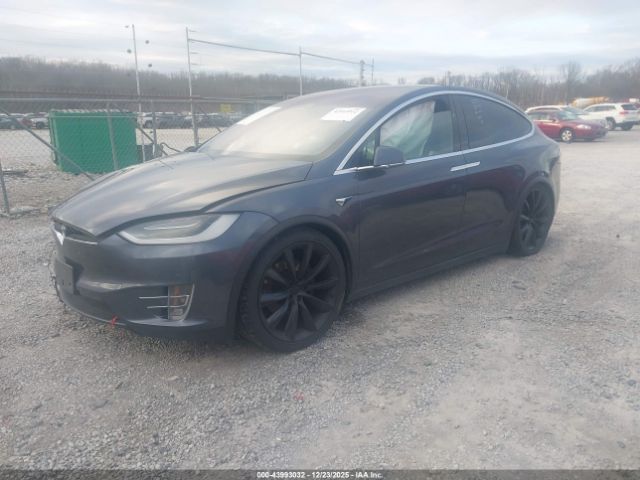 2018 TESLA MODEL X 5YJXCBE25JF139300 Photo 1