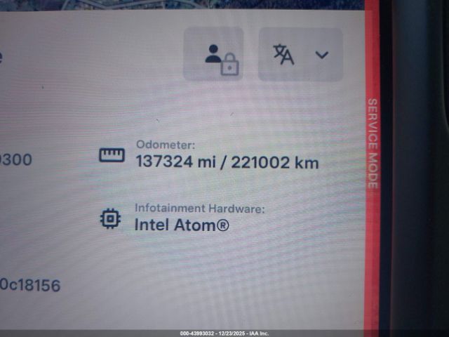 2018 TESLA MODEL X 5YJXCBE25JF139300 Photo 6