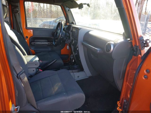 2010 JEEP WRANGLER UNLIMITED 1J4HA3H1XAL189667 Photo 4
