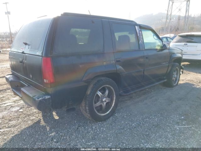 2000 CADILLAC ESCALADE 1GYEK13R3YR126208 Photo 3