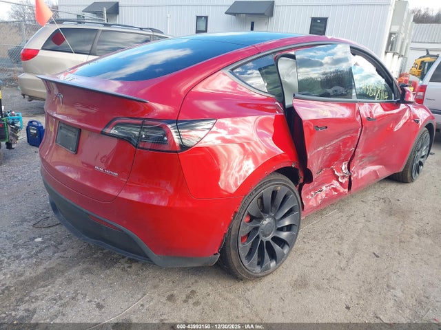 2022 TESLA MODEL Y 7SAYGDEF7NF376953 Photo 3
