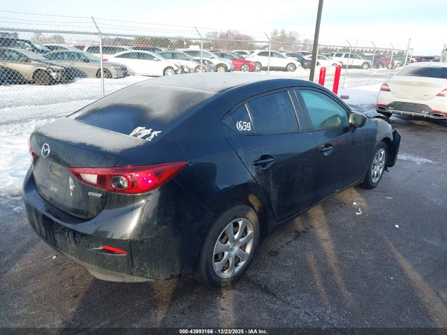 3MZBM1T72GM311929 Mazda MAZDA3