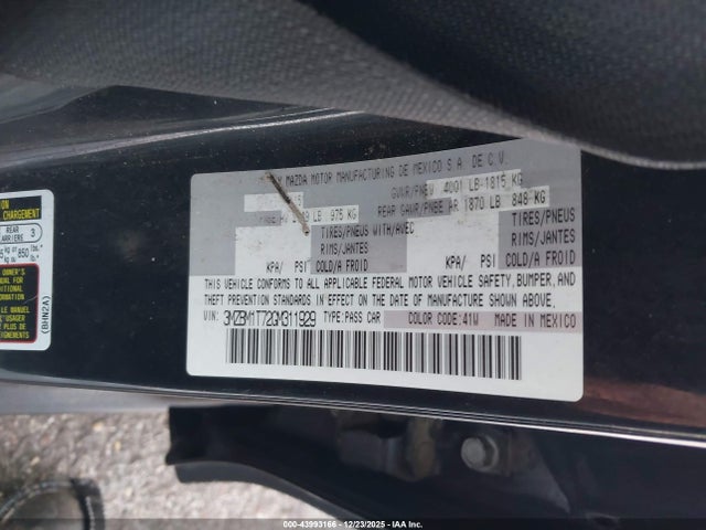 3MZBM1T72GM311929 Mazda MAZDA3