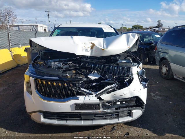 43993210 :رقم المزاد ، KNDNB5K30S6541862 vin ، 2025 Kia Carnival Mpv Lxs مزاد بيع