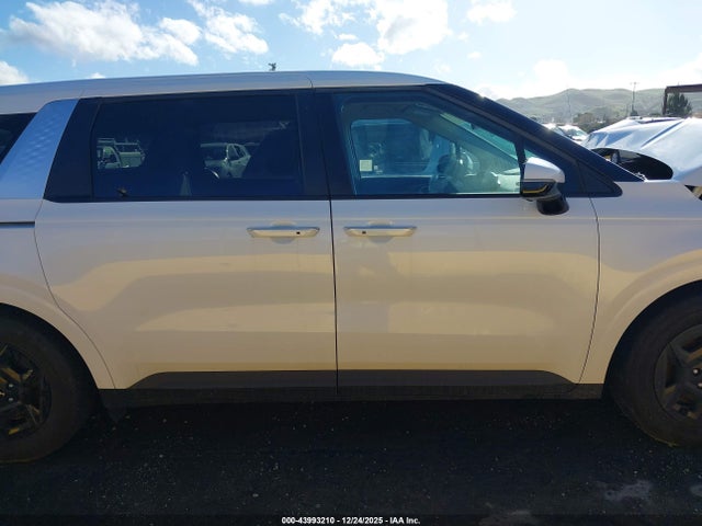 43993210 :رقم المزاد ، KNDNB5K30S6541862 vin ، 2025 Kia Carnival Mpv Lxs مزاد بيع