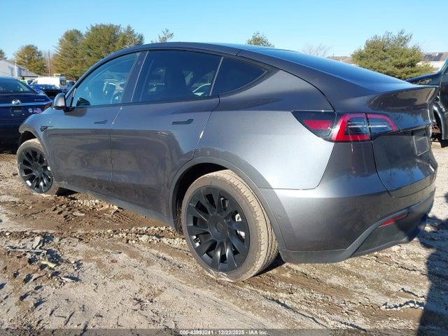 2022 TESLA MODEL Y 7SAYGDEE1NA009292 Photo 2