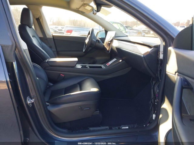 2022 TESLA MODEL Y 7SAYGDEE1NA009292 Photo 4