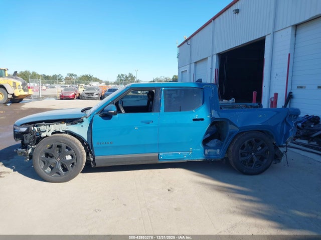 Rivian r1t 2025 7FCTGBAA3SN040116 Image 34