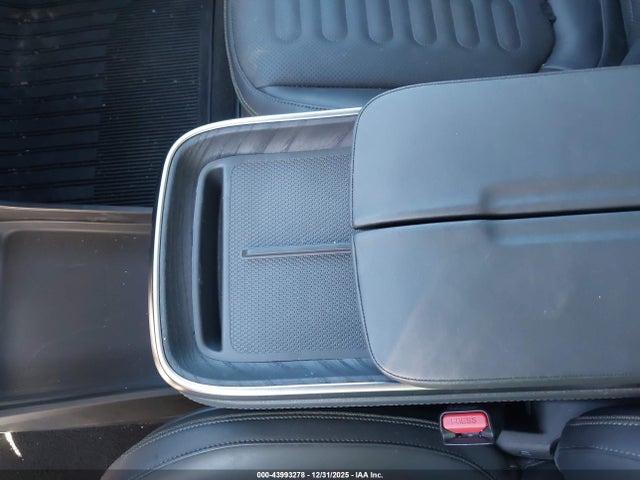Rivian r1t 2025 7FCTGBAA3SN040116 Image 38