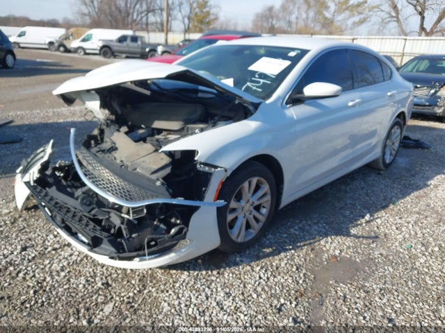 2015 Chrysler 200 Limited მანქანა იყიდება აუქციონზე, vin: 1C3CCCAB4FN747378, აუქციონის ნომერი: 43993296