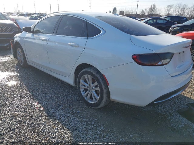 2015 Chrysler 200 Limited მანქანა იყიდება აუქციონზე, vin: 1C3CCCAB4FN747378, აუქციონის ნომერი: 43993296