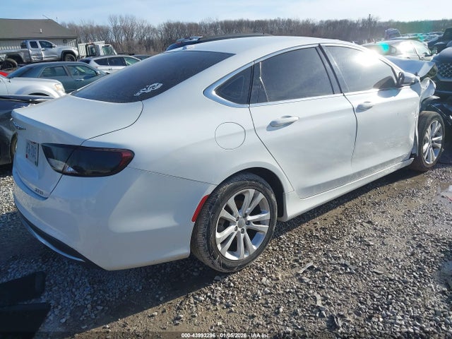 2015 Chrysler 200 Limited მანქანა იყიდება აუქციონზე, vin: 1C3CCCAB4FN747378, აუქციონის ნომერი: 43993296