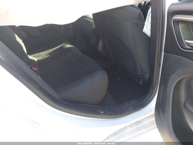 2015 Chrysler 200 Limited მანქანა იყიდება აუქციონზე, vin: 1C3CCCAB4FN747378, აუქციონის ნომერი: 43993296