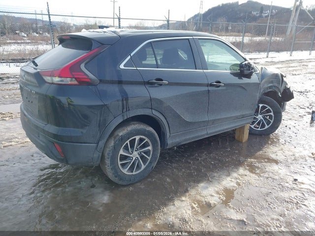 2024 MITSUBISHI ECLIPSE CROSS JA4ATUAA8RZ046625 Photo 3