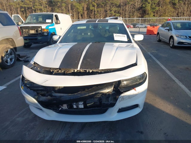 Продажа на аукционе авто 2015 Dodge Charger Sxt, vin: 2C3CDXJG7FH760148, номер лота: 43993350