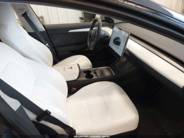 2023 TESLA MODEL 3 5YJ3E1EA3PF693227 Photo 4