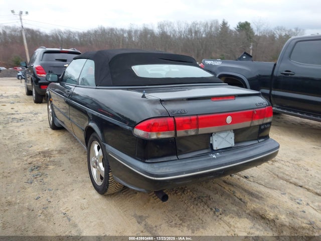1997 SAAB 900 YS3DF75N6V7010262 Photo 2