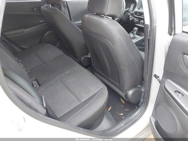 KM8K62AB7NU911828 Hyundai Kona Sel