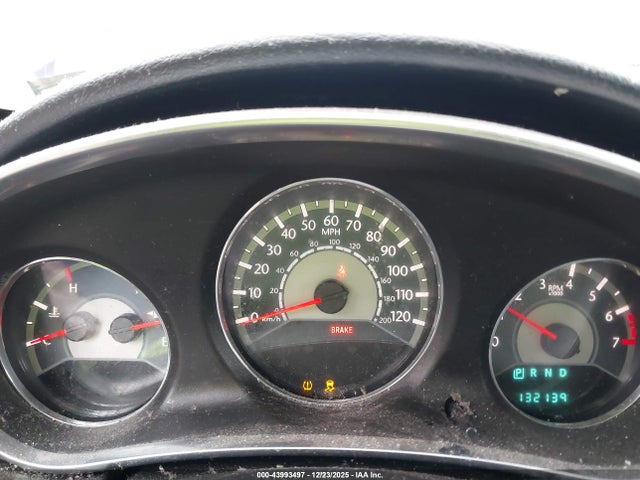 2013 CHRYSLER 200 1C3CCBAB8DN635450 Photo 6